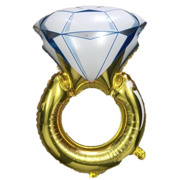 Диамантовое кольцо 70*46 см золотое